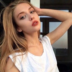 Meet your Posher, Claude